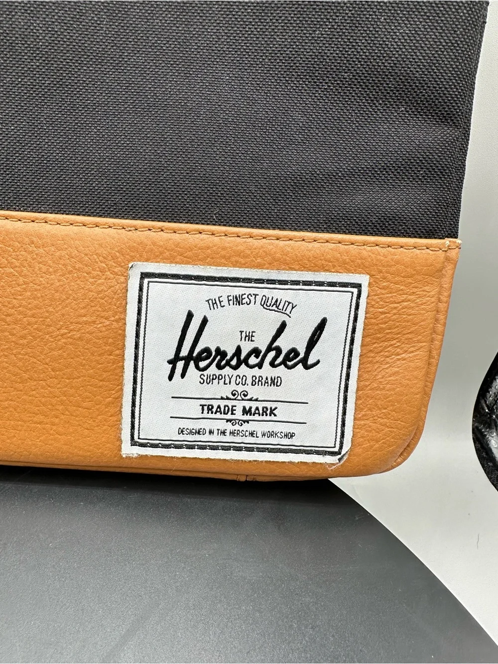 Herschel Supply Co Padded Tech Laptop Sleeve Black/Tan